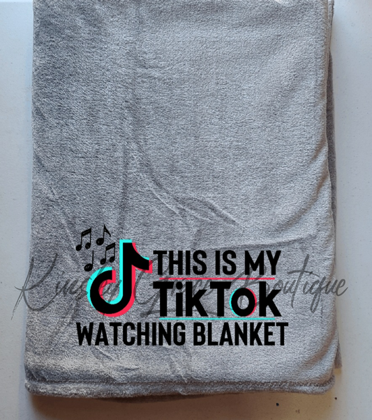 Tik tok watching blanket